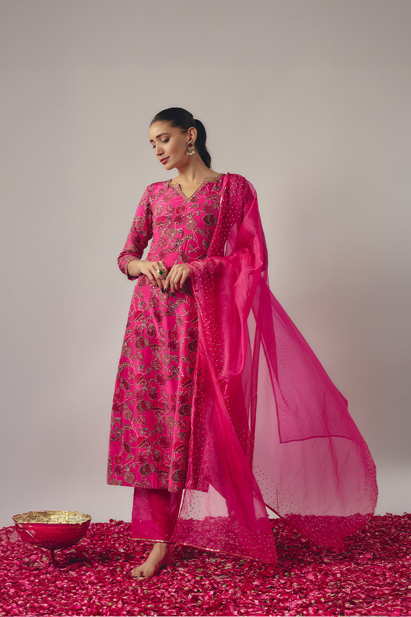 Fuchsia Pink Floral Embroidered Kurta Set