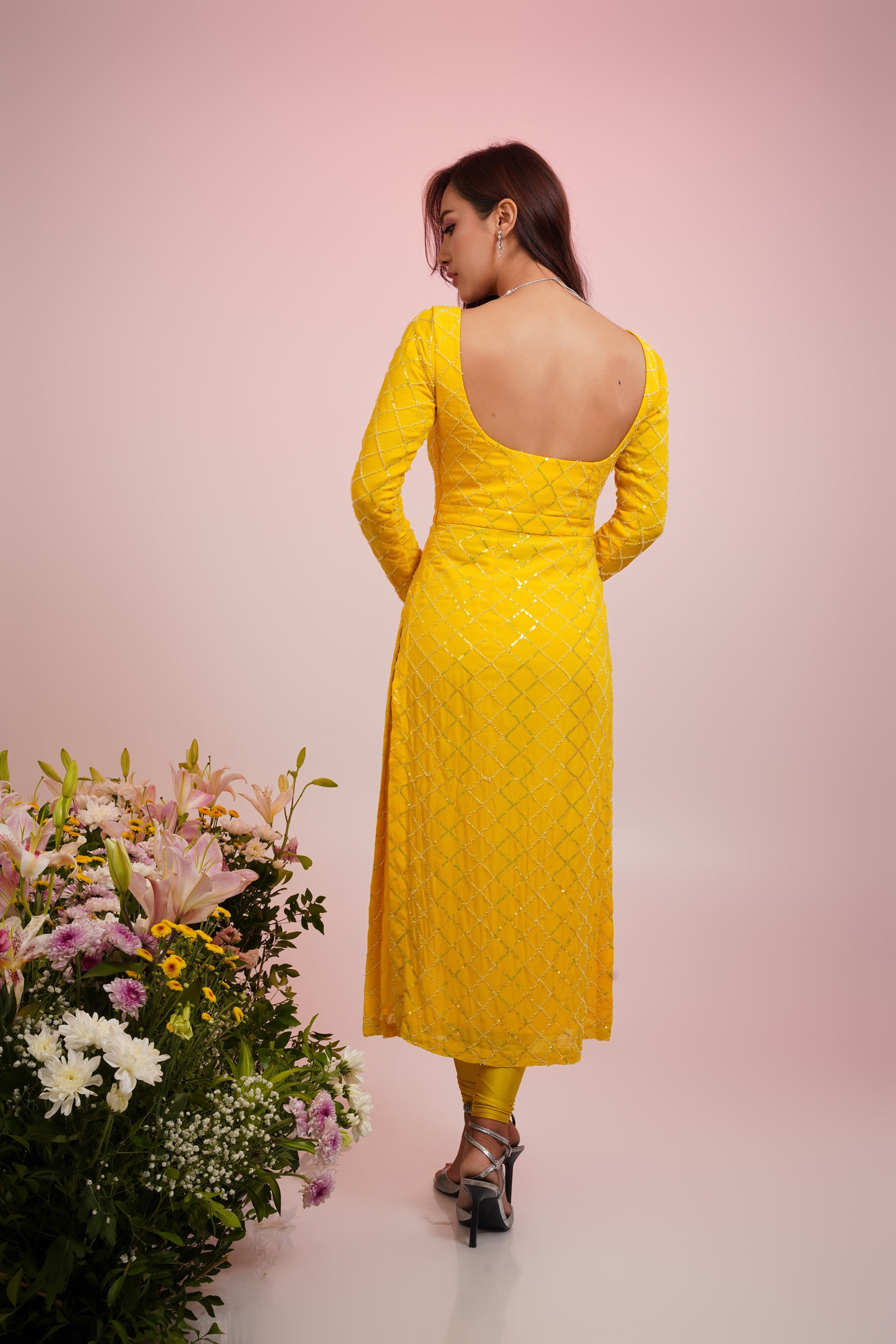 yellow georgtte embroidered kurta set