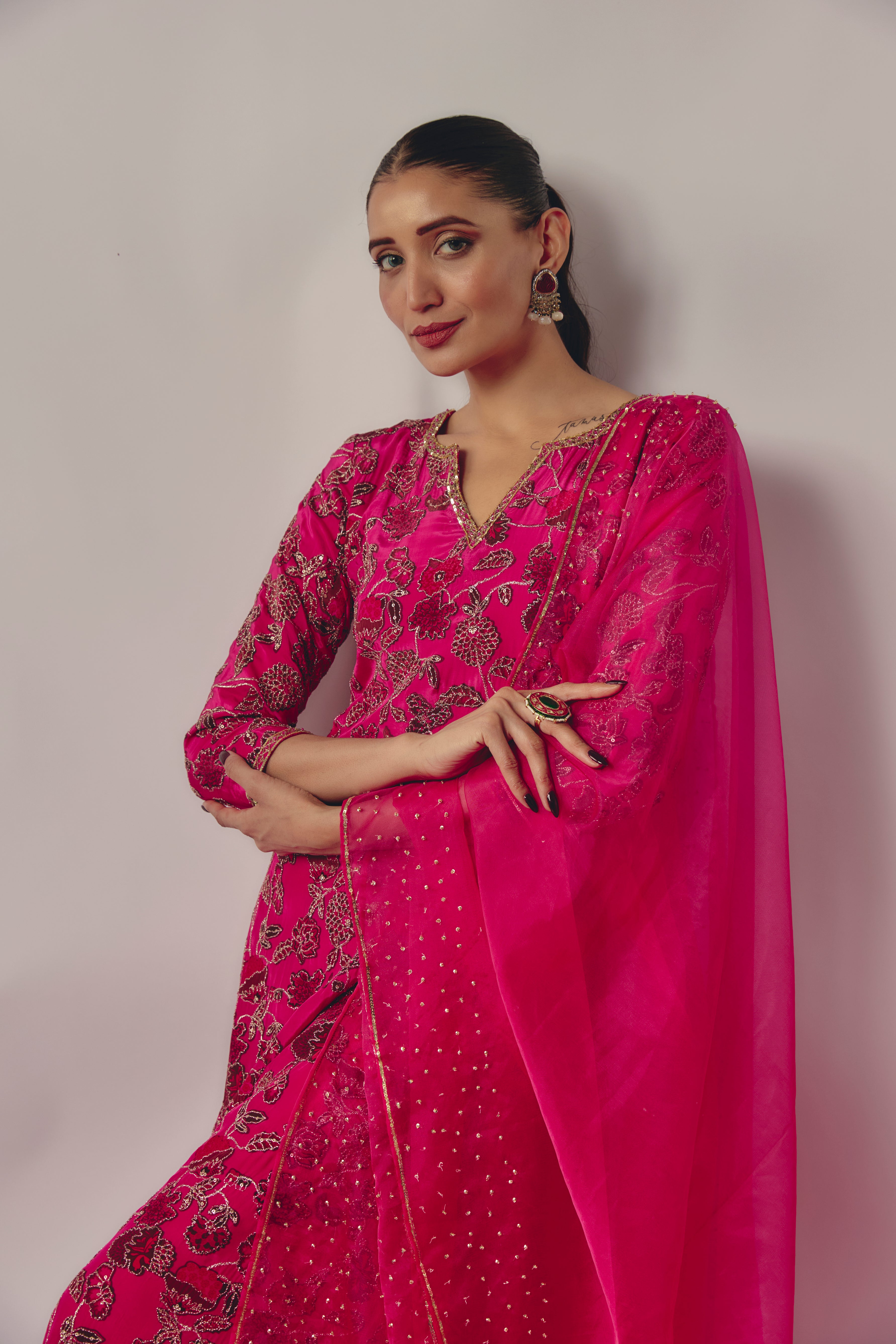 FUCHSIA PINK  FLORAL EMBROIDERED KURTA SET